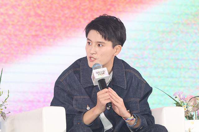 蜜桃网站在线观看